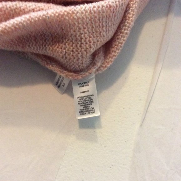 Kensie V Neck Sweater 149F - Picture 7 of 7